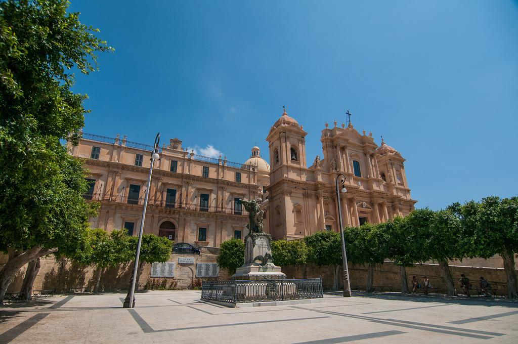 La Nicchia Appartement Noto Buitenkant foto