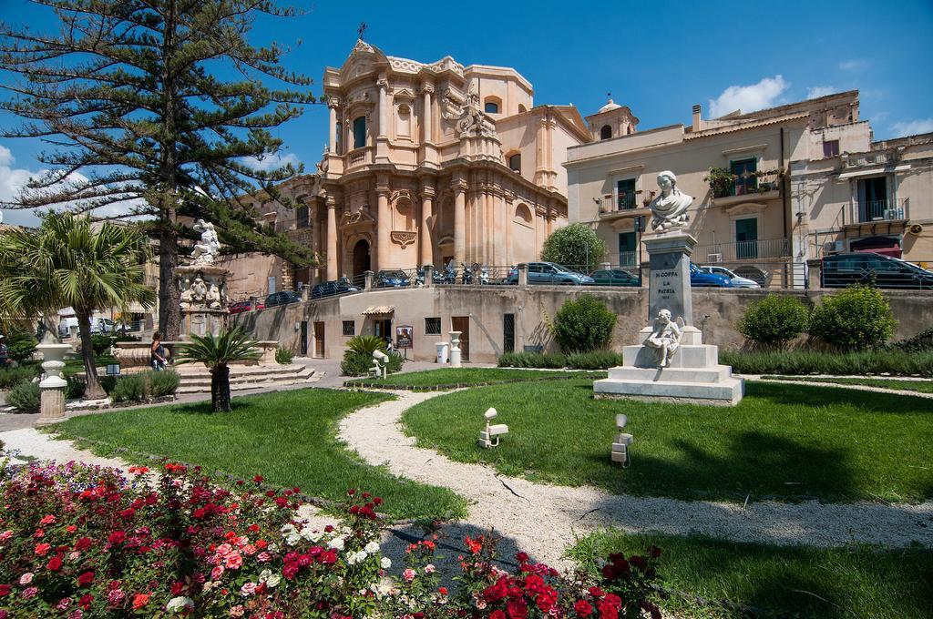 La Nicchia Appartement Noto Buitenkant foto